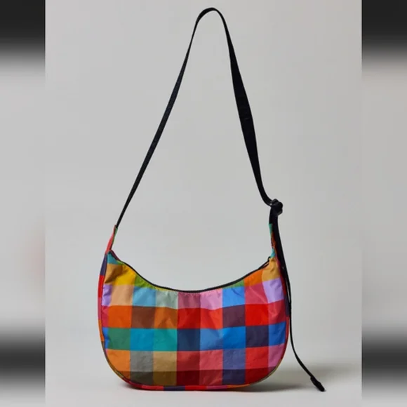 BAGGU Madras Medium Crescent Bag NEW - Picture 6 of 8
